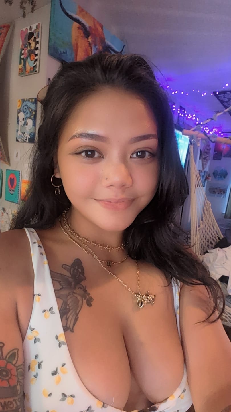 Customer photo review of Barbed Wire Choker