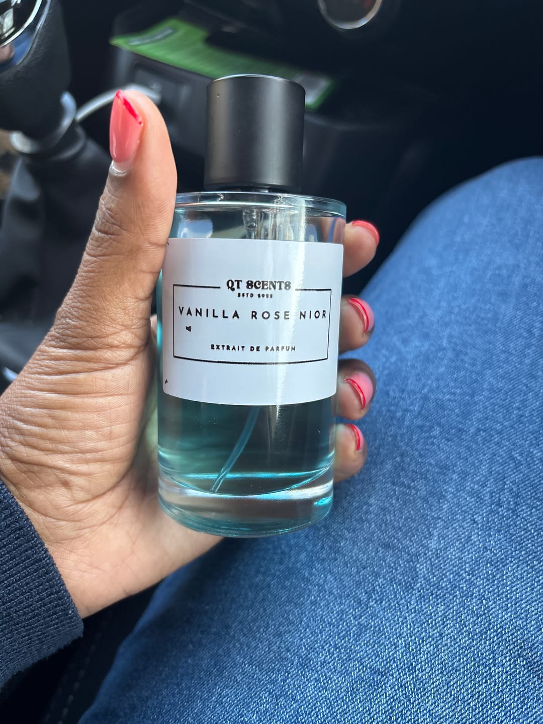 Customer photo review of Vanilla rose nior  unisex