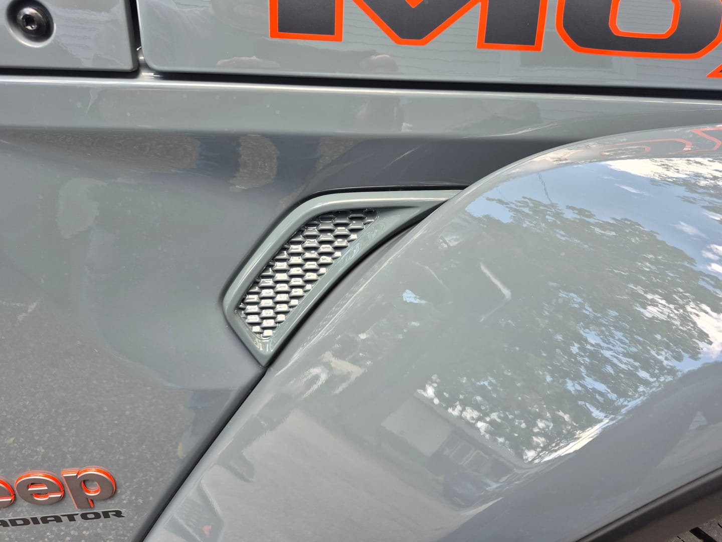 Customer photo review of Fender Vents Single or Two-Tone Painted (Fits JL/JT)