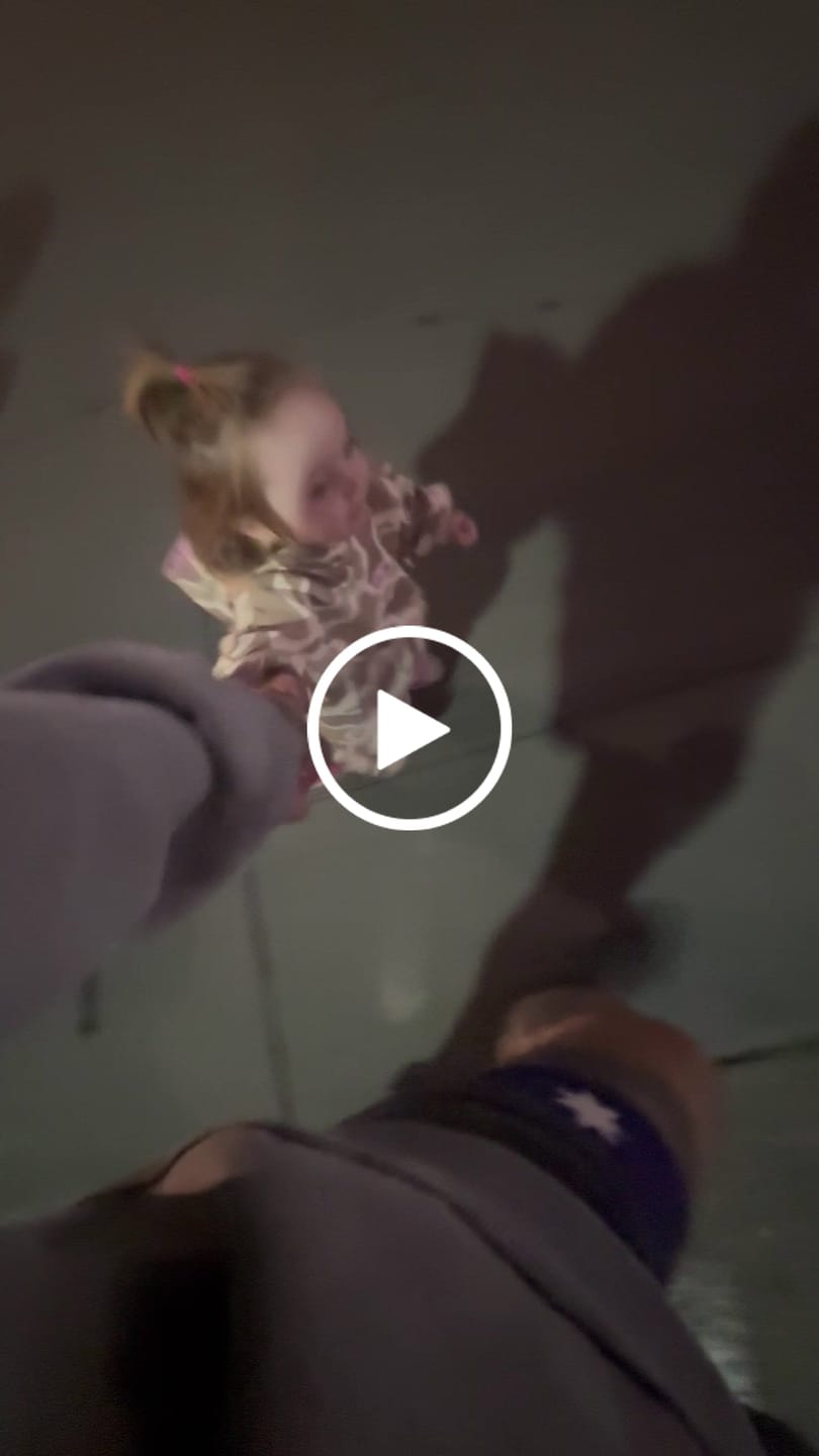 Customer video review of Wylde Club tee