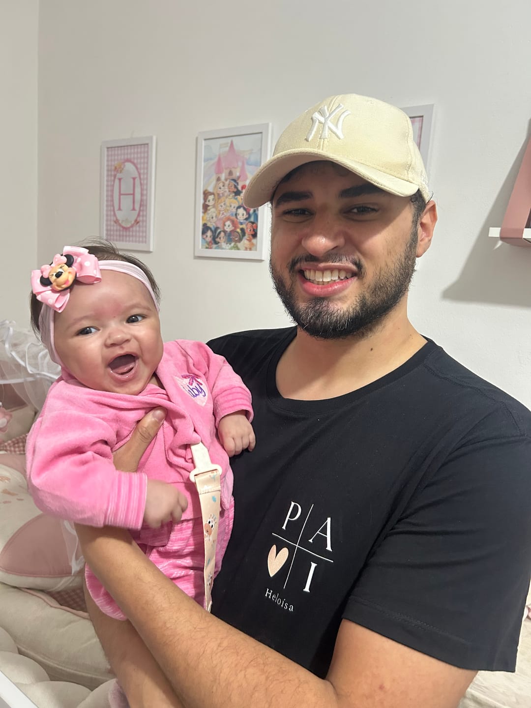 Customer photo review of Camiseta Personalizada PAI MINIMALISTA - 100% Algodão