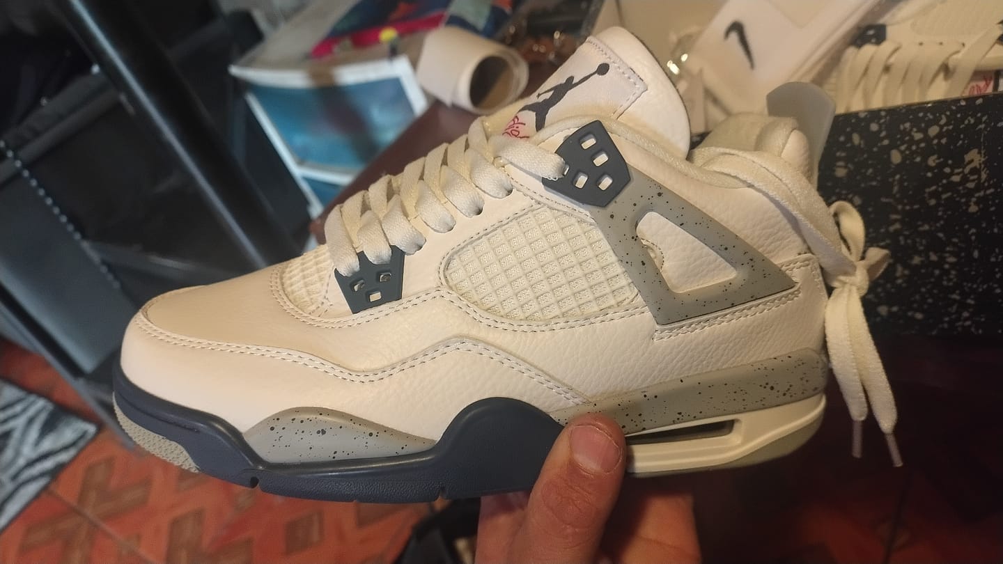 Customer photo review of Air Jordan 4 Retro 'Midnight Navy'