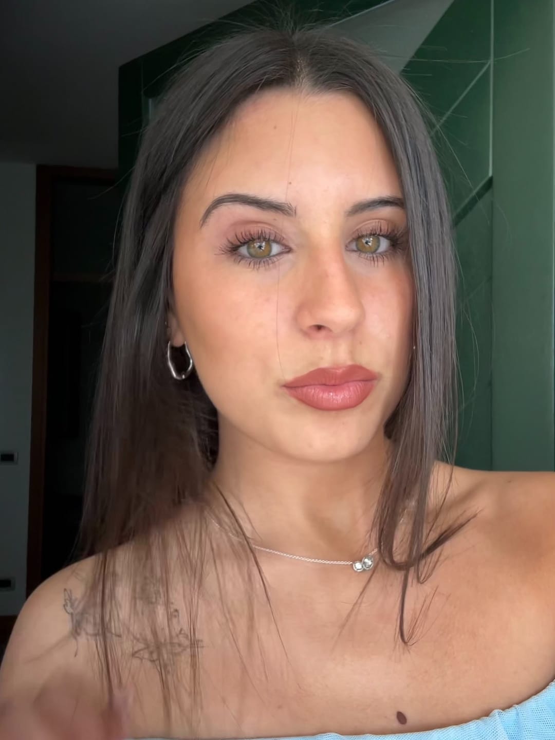 Customer photo review of LASH GROWTH SERUM
