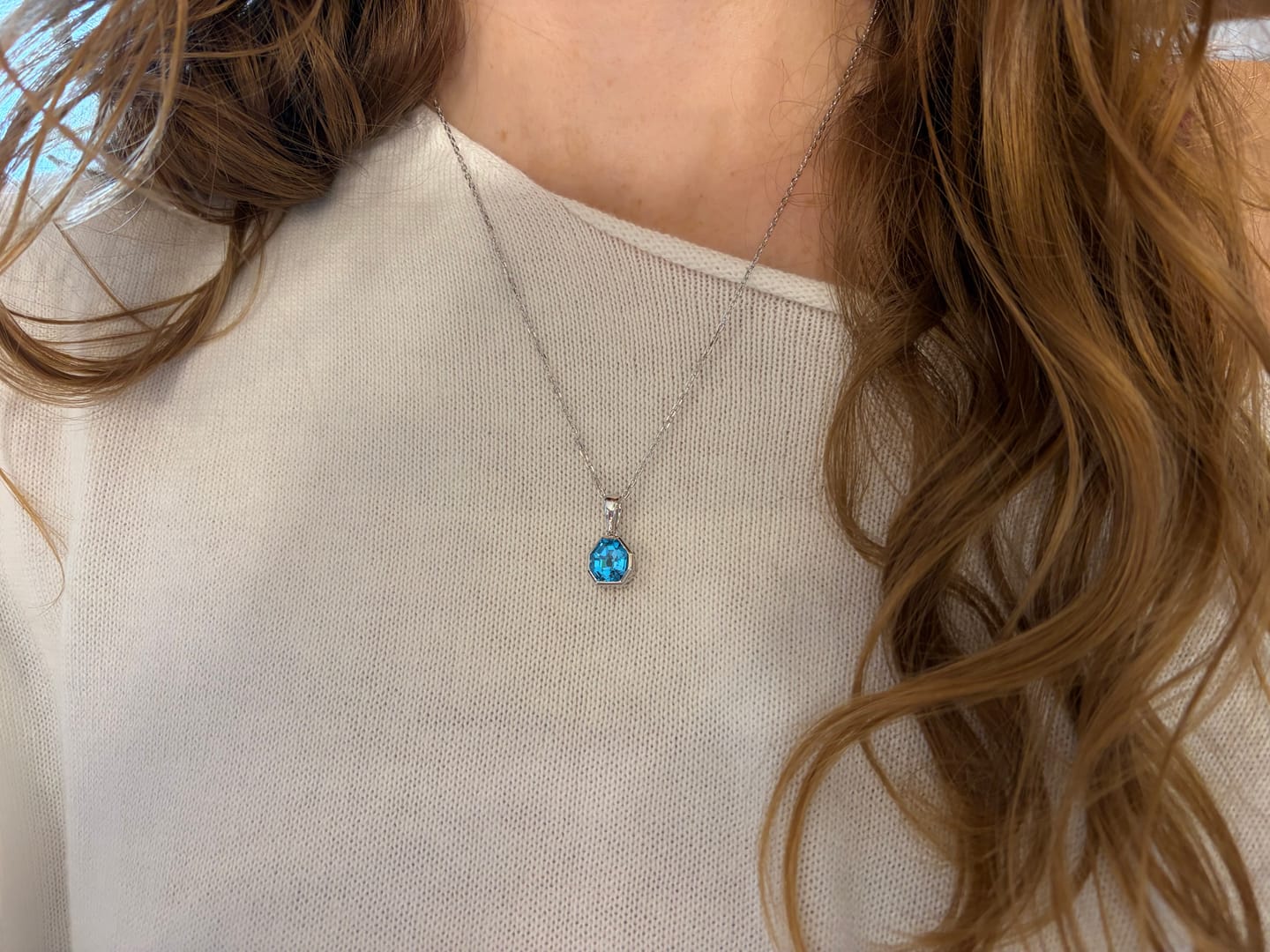 Customer photo review of Step Cut Pixel Necklace (PREORDER)