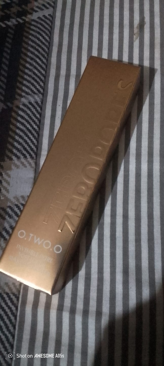 Customer photo review of O.TWO.O SKIN SECRET ZERO PORES PRIMER
