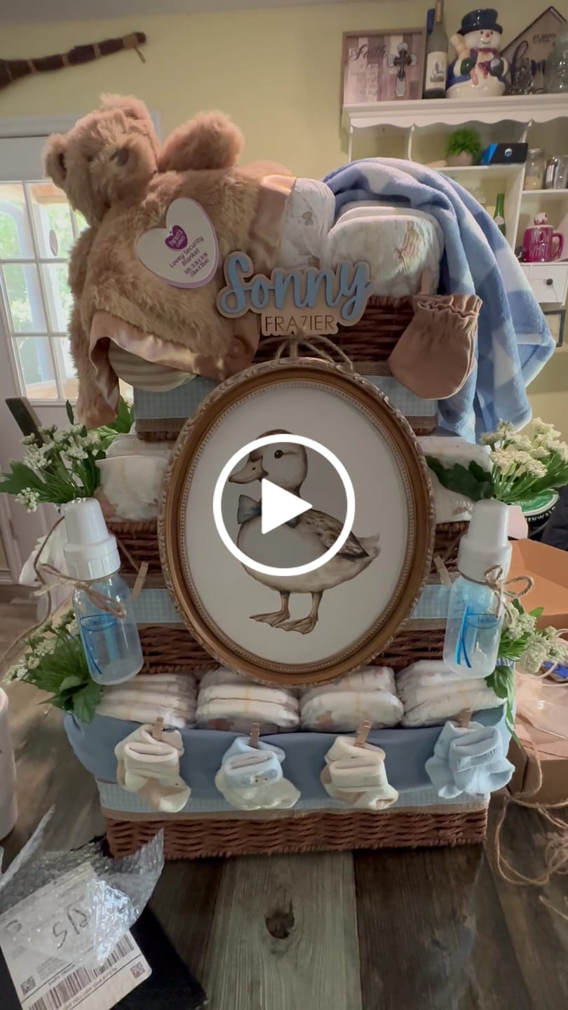 Customer video review of Baby Name Announcement Sign