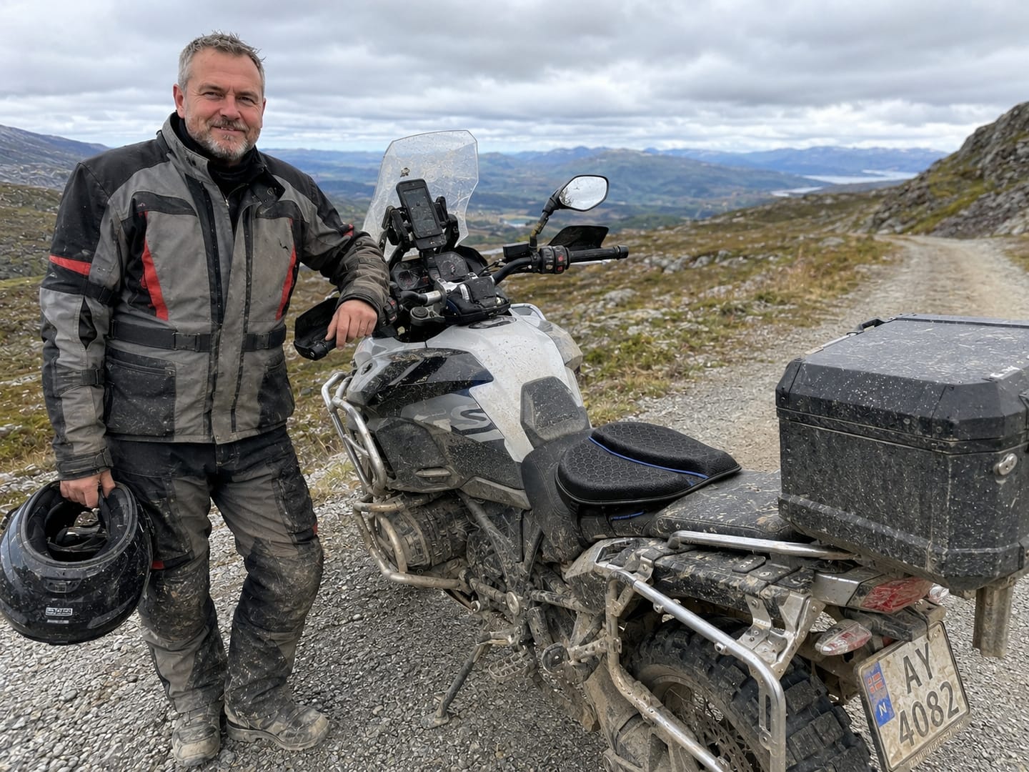 Customer photo review of 100% Gel Rider Cushion