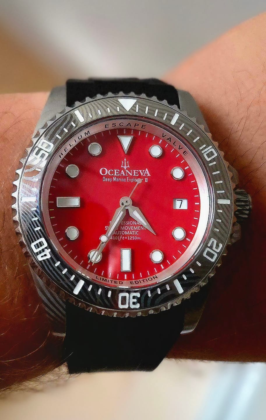 Customer photo review of Oceaneva Mens Deep Marine Explorer II Damascus Steel Watch Red Dial