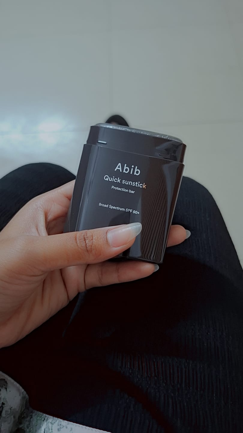 Customer photo review of Abib Quick Sunstick Protection Bar SPF 50 PA+++