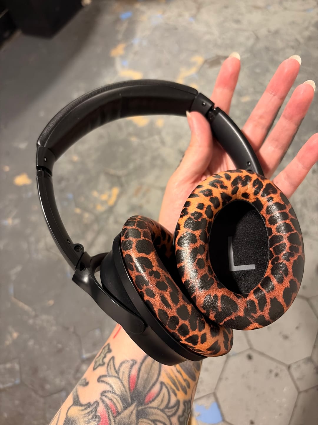 Customer photo review of Bose QC45 Replacement Ear Pads