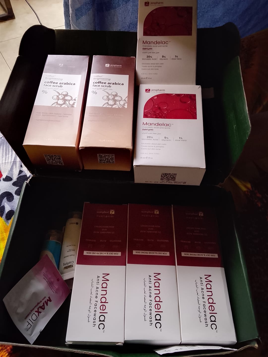 Customer photo review of MandelAC Facewash