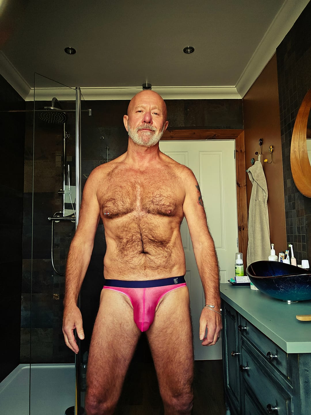 Customer photo review of Men's Ultra-Soft Seamless Nylon Briefs Breathable Cooling Fit