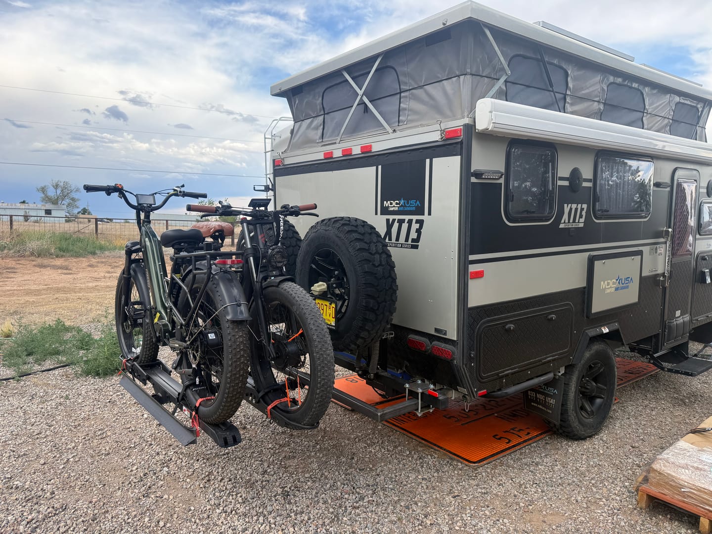Customer photo review of CRAVOT CyberRack E2 Hitch Bike Rack