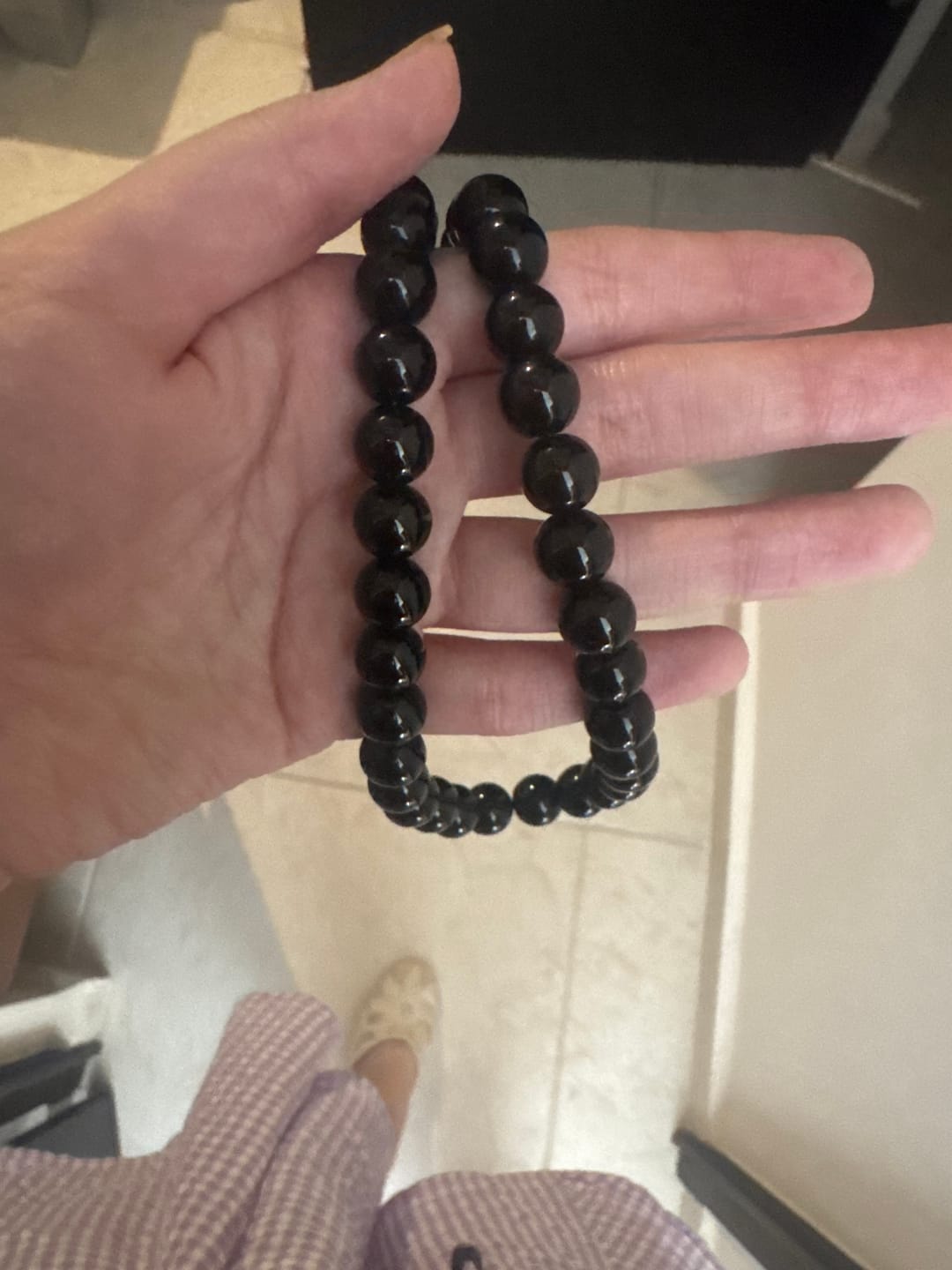 Customer photo review of Collar Bolitas Piedra Natural 10 mm
