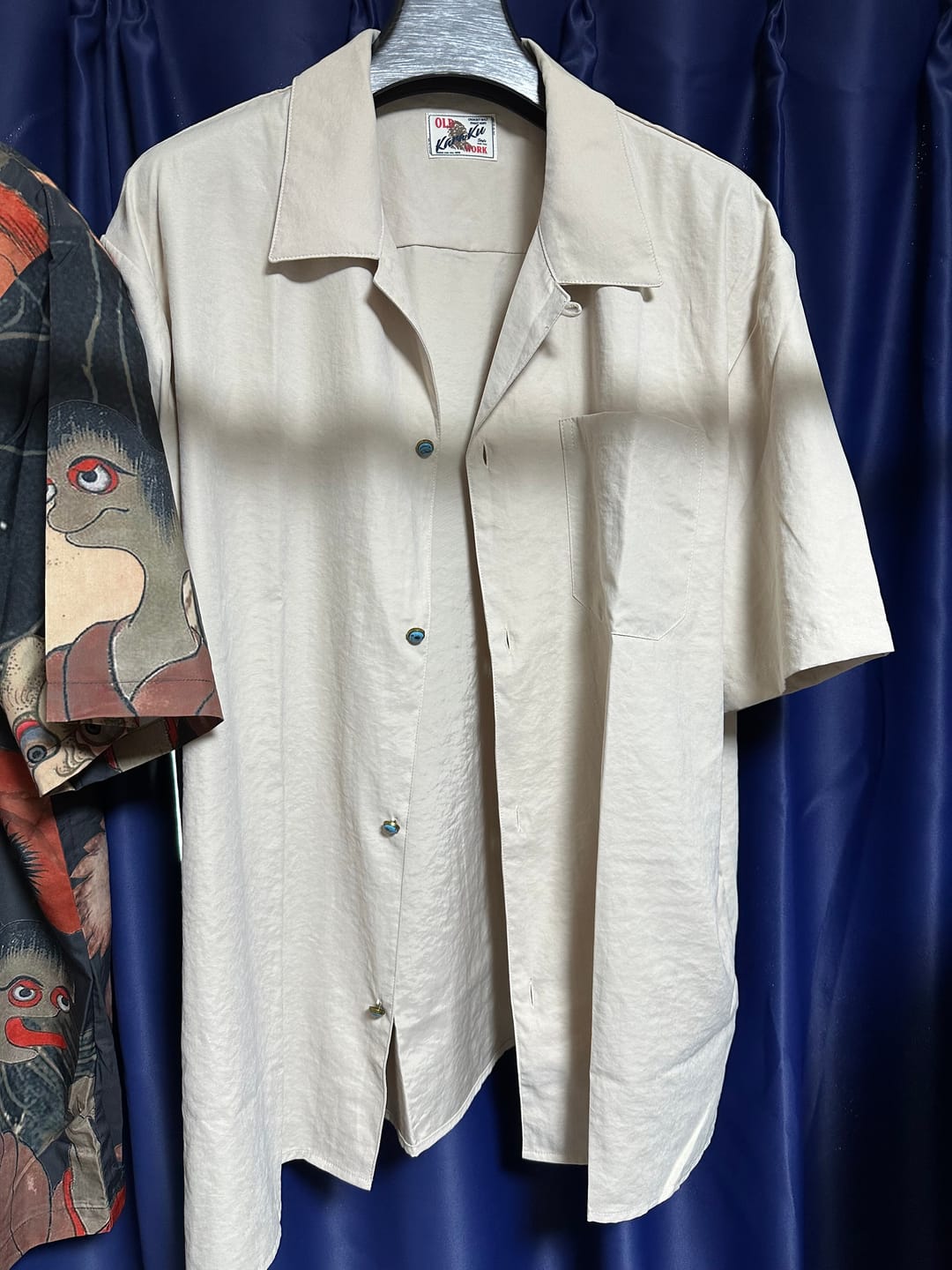 Customer photo review of ターコイズ風ボタン付き ピーチスキンシャツ　新色追加！