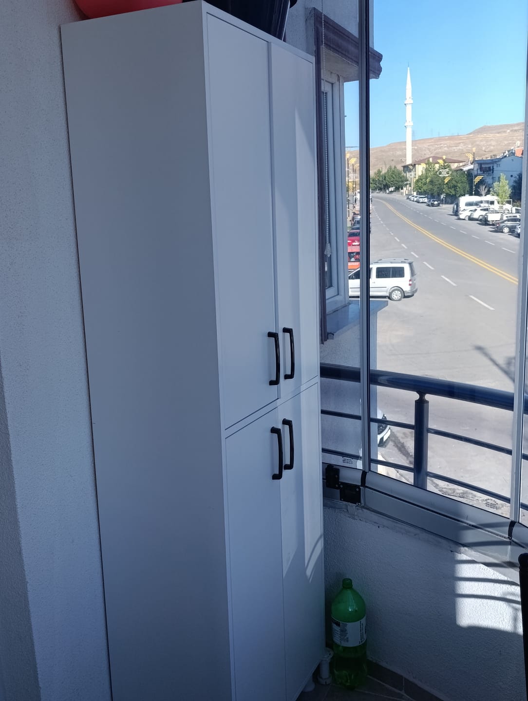 Customer photo review of Rani F1 Çok Amaçlı Dolap 4 Kapaklı 6 Raflı Banyo Kiler Mutfak Dolabı Beyaz M4