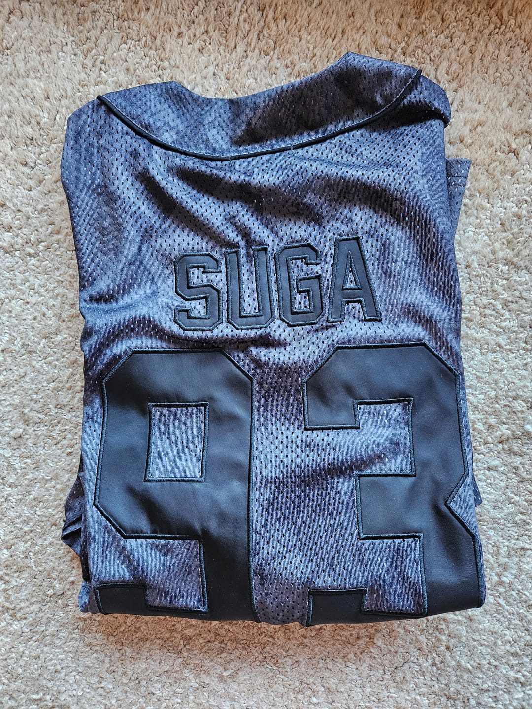 Customer photo review of [2ND PRE-ORDER] BTS - ARIRANG WORLD TOUR OFFICIAL MD S/S JERSEY