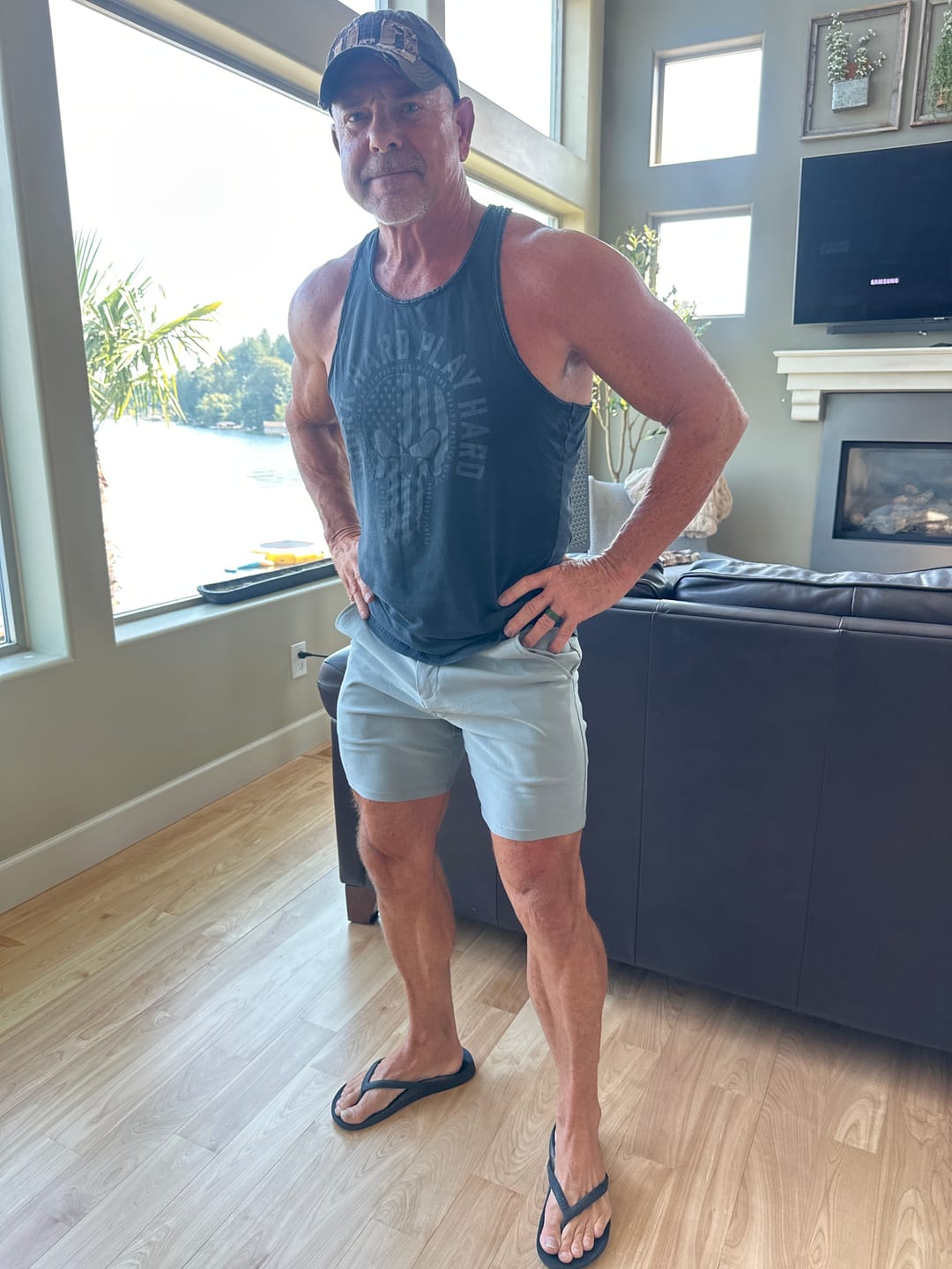 Customer photo review of Ultra-Stretch 5" Chino Shorts - Grey