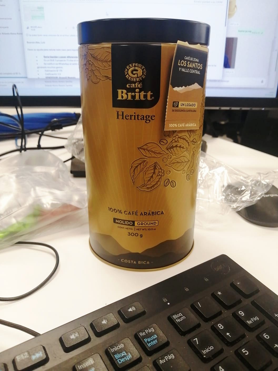 Customer photo review of Café Britt Heritage 2026 Molido Lata Coleccionable