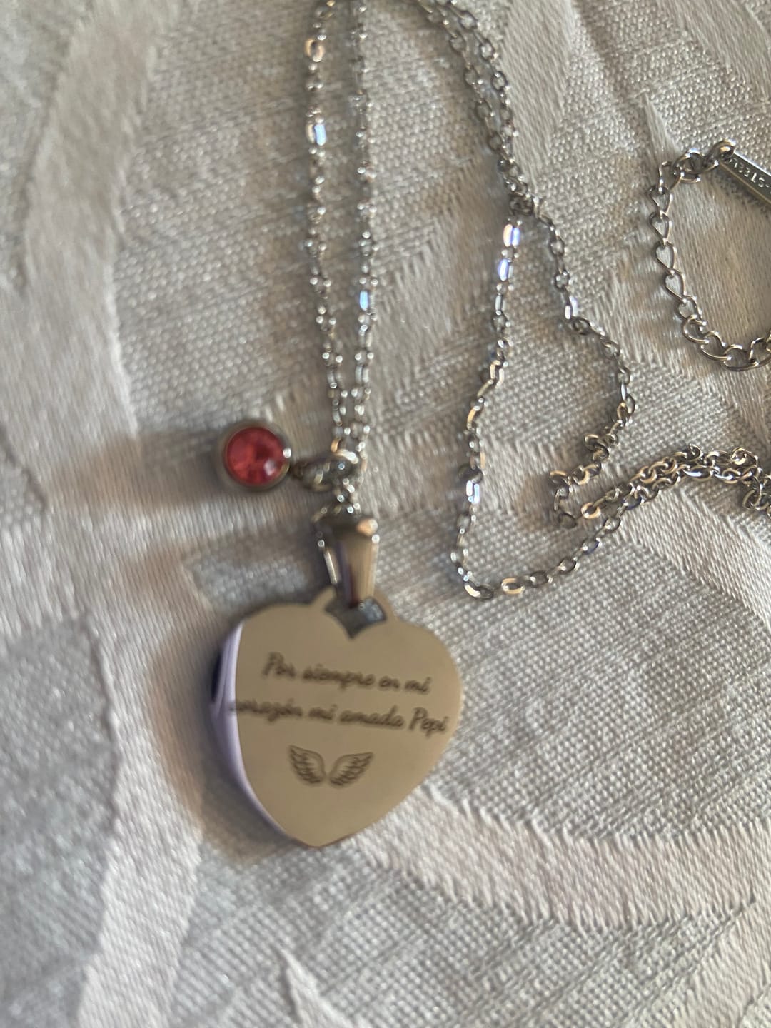 Customer photo review of Grabado Extra al Reverso de tu joya 🪄