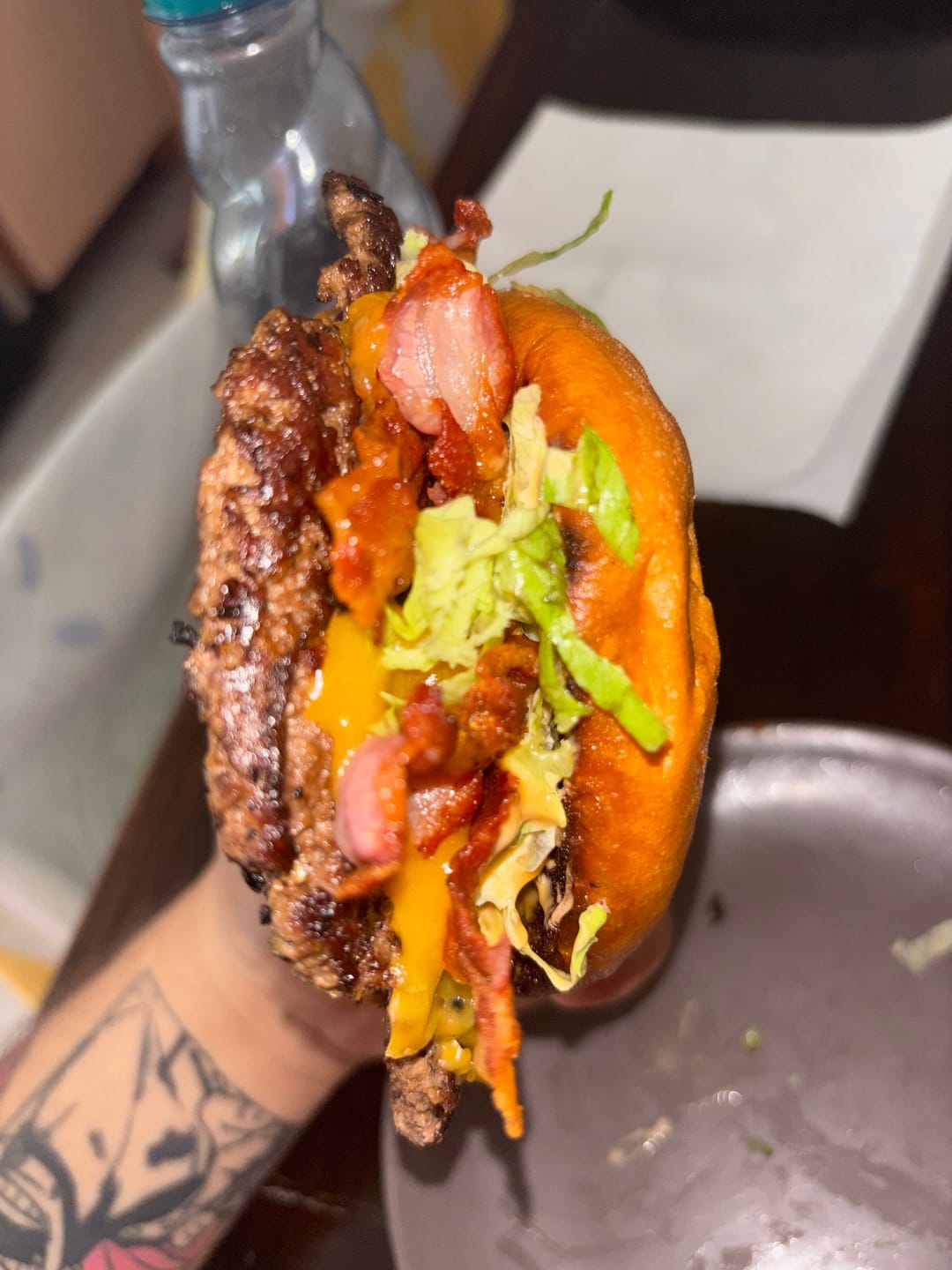 Customer photo review of Rosa Supreme, la salsa burger di Mr.Dobelina
