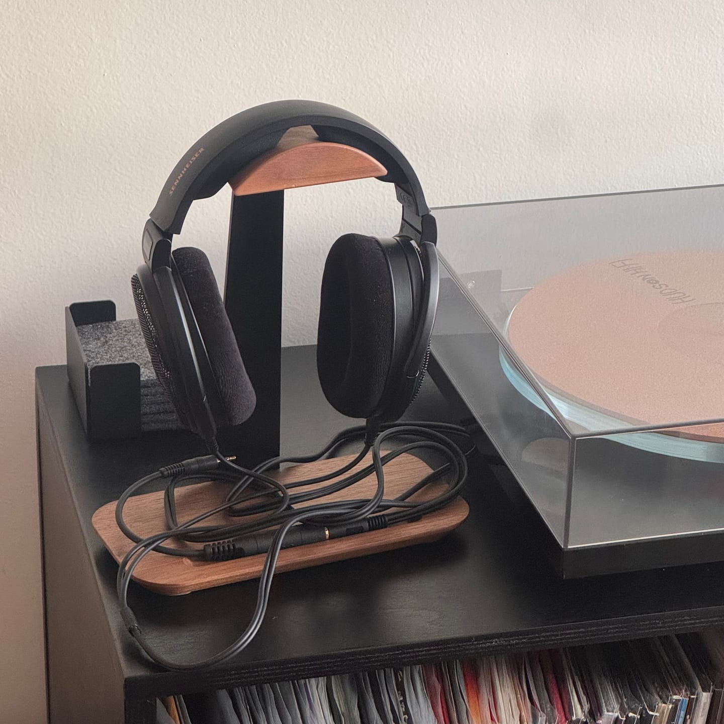Customer photo review of Stand Audífonos