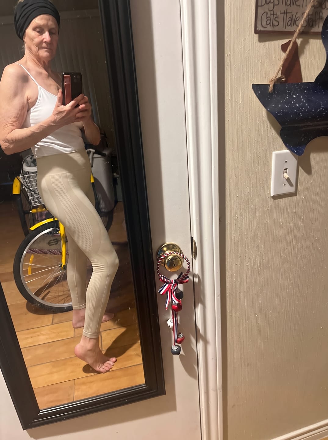 Customer photo review of 3D CelluSmooth High-Waisted Seamless Booty-Lifting Leggings | Silix