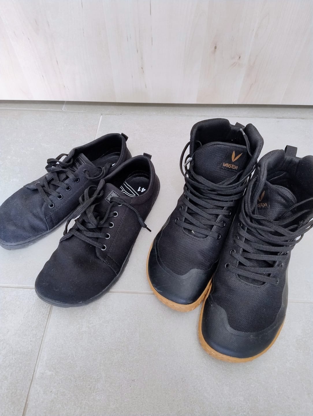 Customer photo review of Vaistoa Rento 2 -paljasjalkatennarit