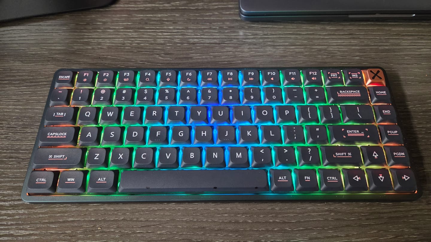 Customer photo review of IQUNIX Magi75/96 Aluminum Low Profile Mechanical Keyboard