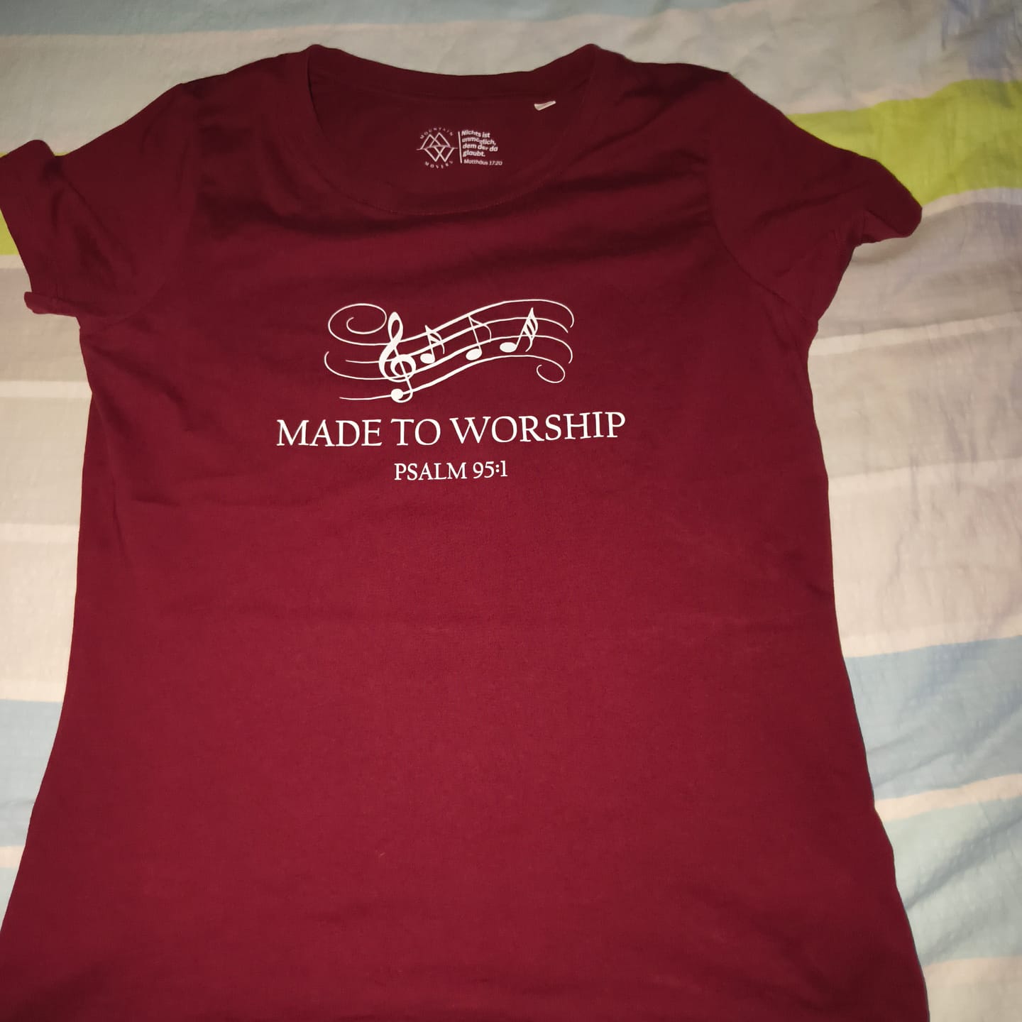 Customer photo review of Build your Own Frauen T-Shirt (Farben)