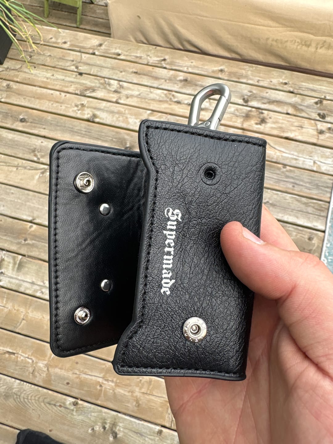 Customer photo review of Streetwear Star Emblem Leather & Leopard Keychain Charm