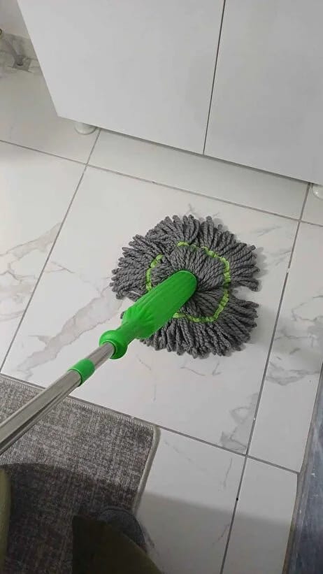 Customer photo review of Klaris™ Pro - Paslanmaz Çelik Gövdeli Kendinden Sıkmalı Yeni Nesil Mop