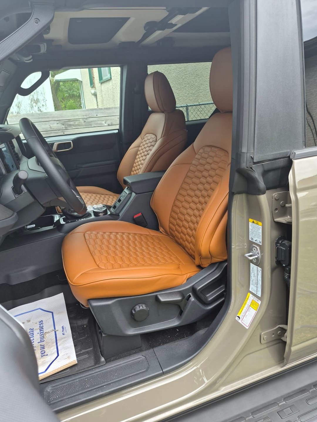 Customer photo review of 2021+ Ford Bronco 4 Door Custom Leather Seat Covers