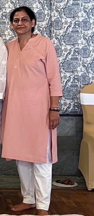 Customer photo review of Women Salmon Pink Airy Linen Long Kurta