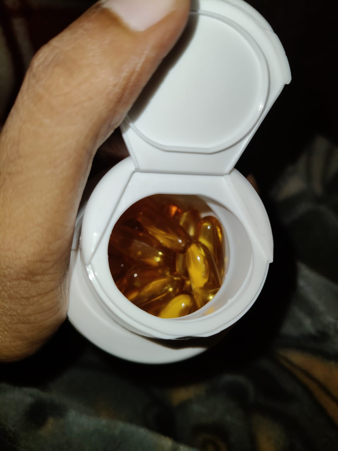 Customer photo review of YouWeFit Omega-3 Fish Oil (60 Capsules), 1250mg