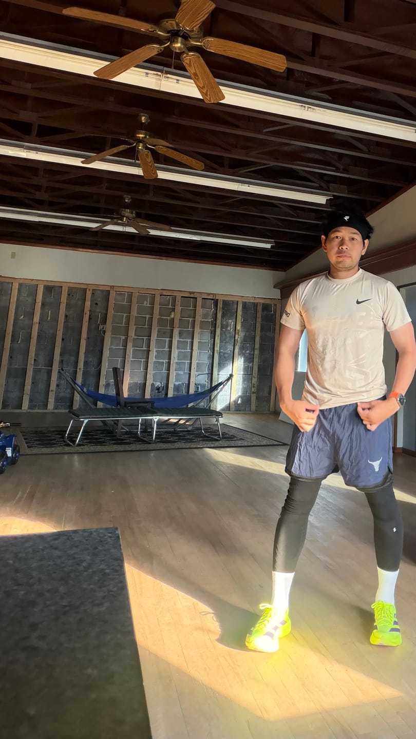 Customer photo review of Compression Sleeves V2 for Knees and Legs