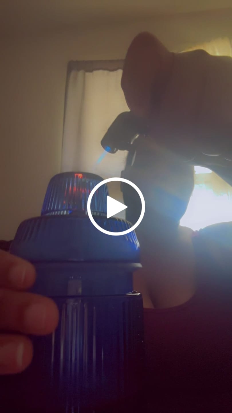 Customer video review of Deco Gravity Bong