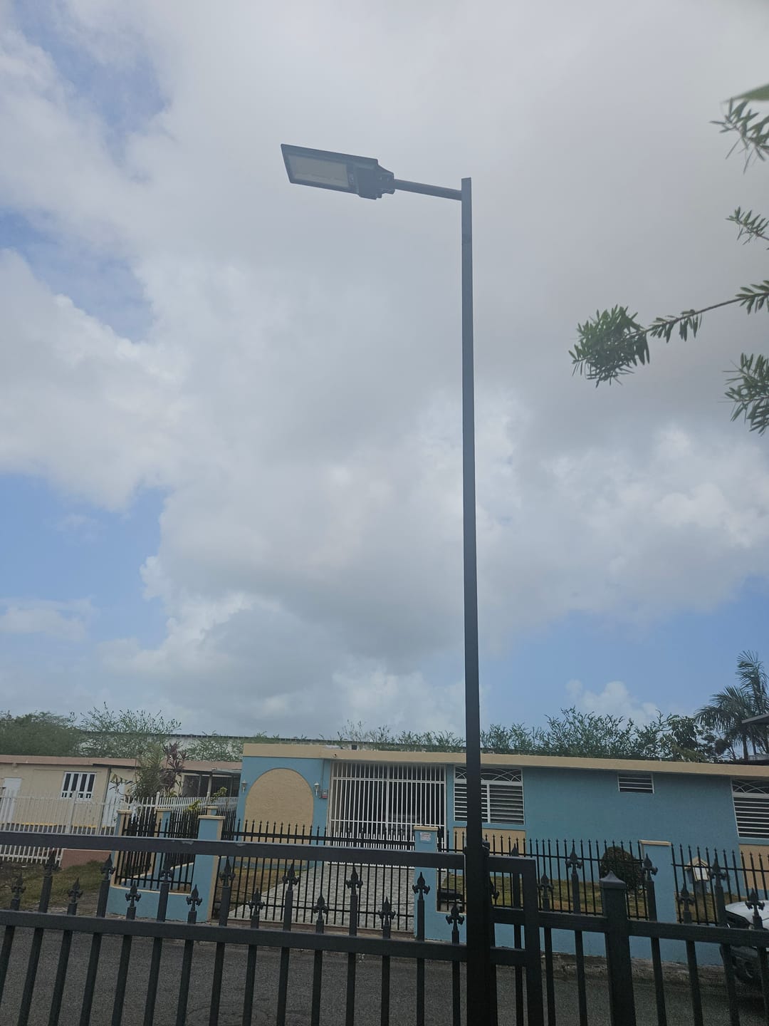 Customer photo review of Foco Solar 600 Watts