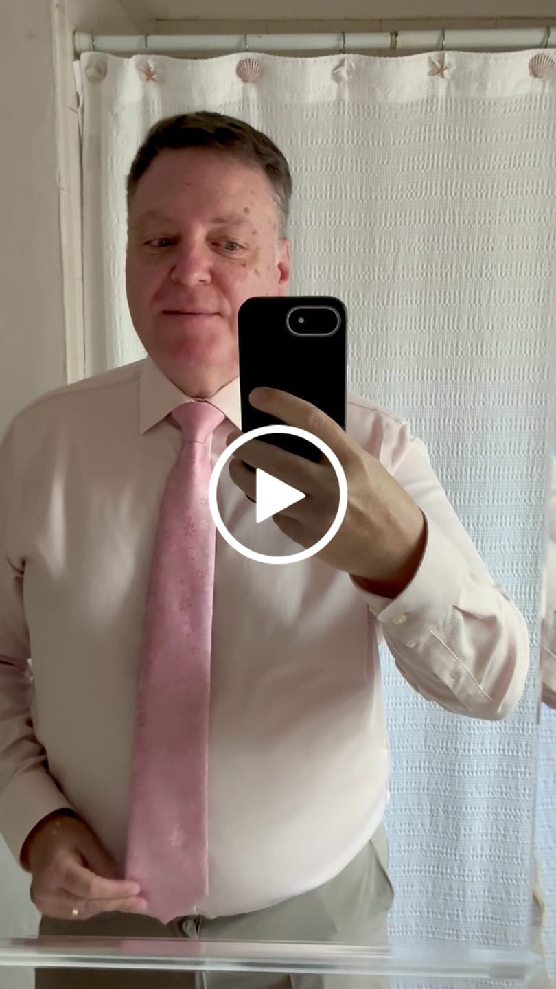 Customer video review of Pink Floral Silk Fabric Tie Hanky Cufflinks Set