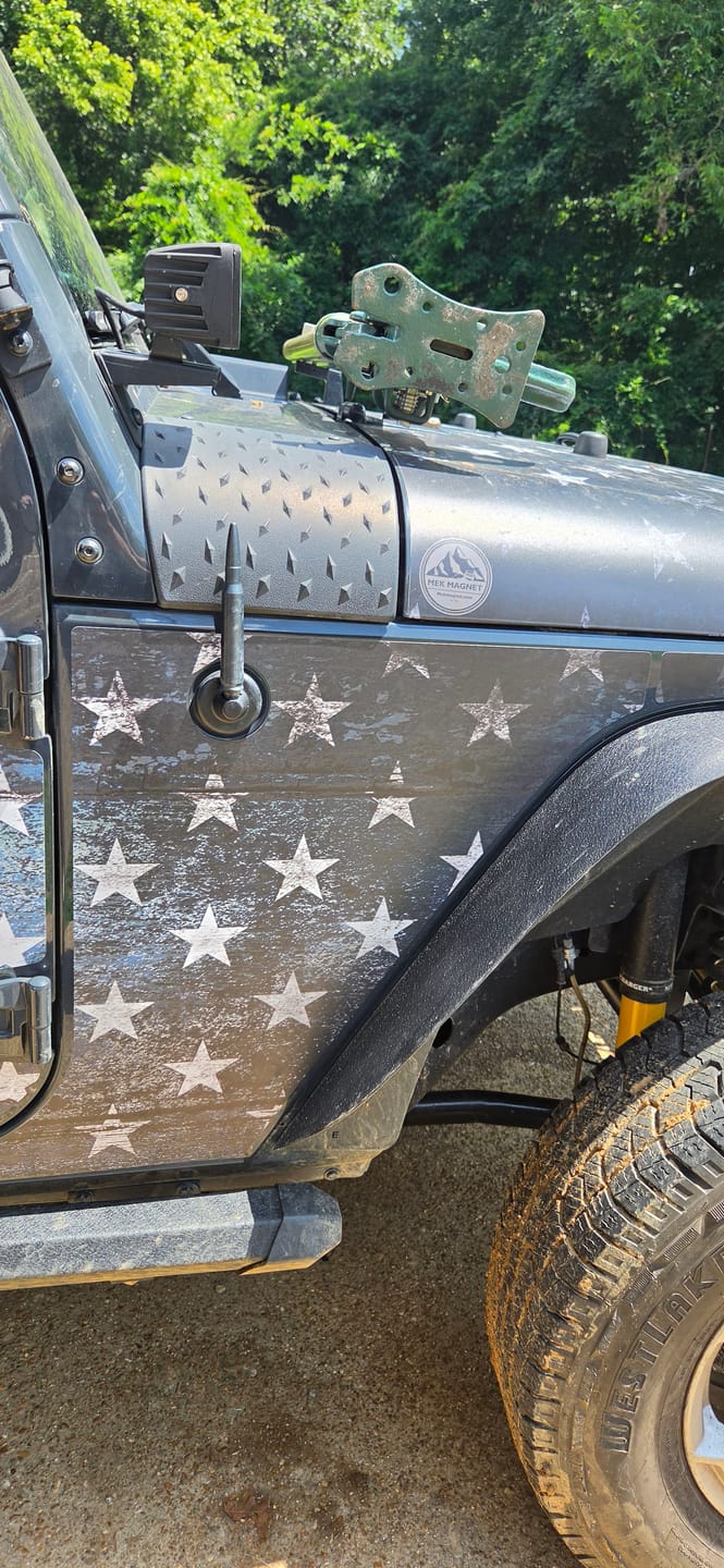 Customer photo review of Wrangler JKU Removable Trail Armor