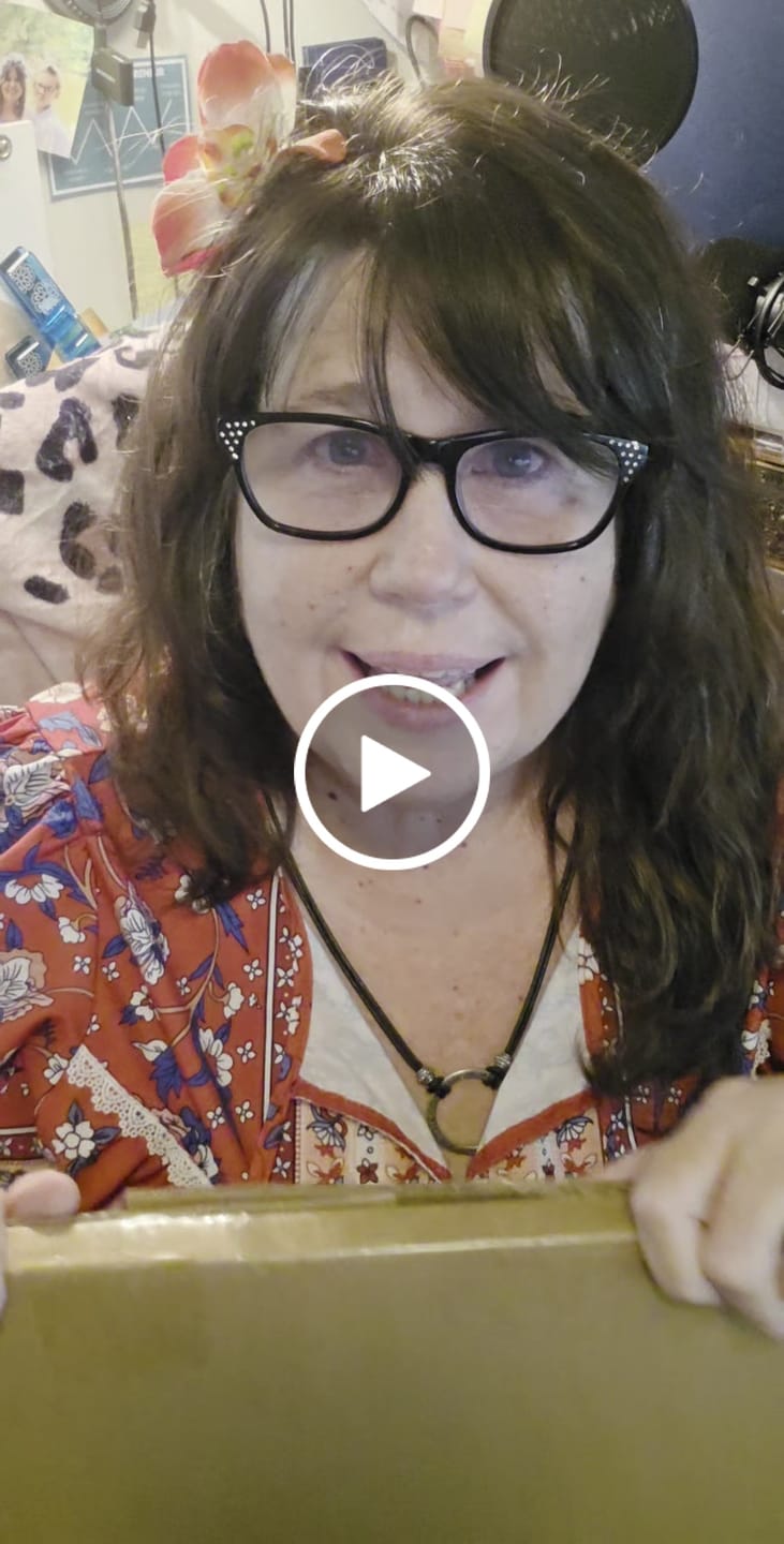 Customer video review of 9x12 Giclee Fine Art Prints