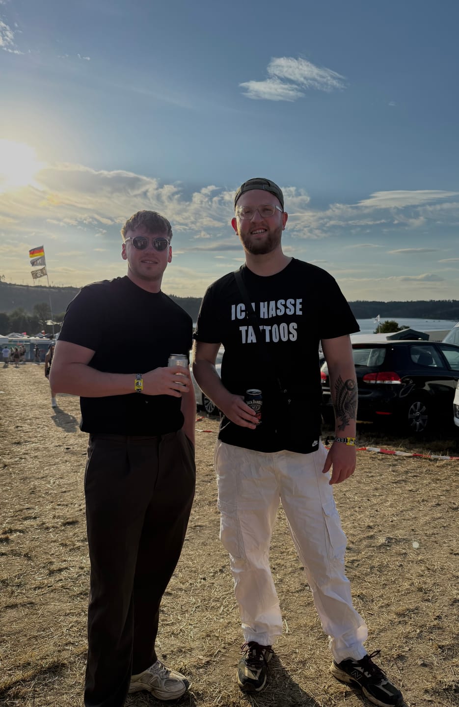 Customer photo review of Ich hasse Tattoos T-Shirt