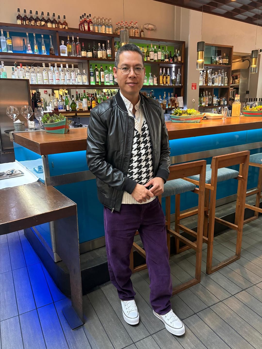 Customer photo review of Men's Black Leather Bomber Jacket