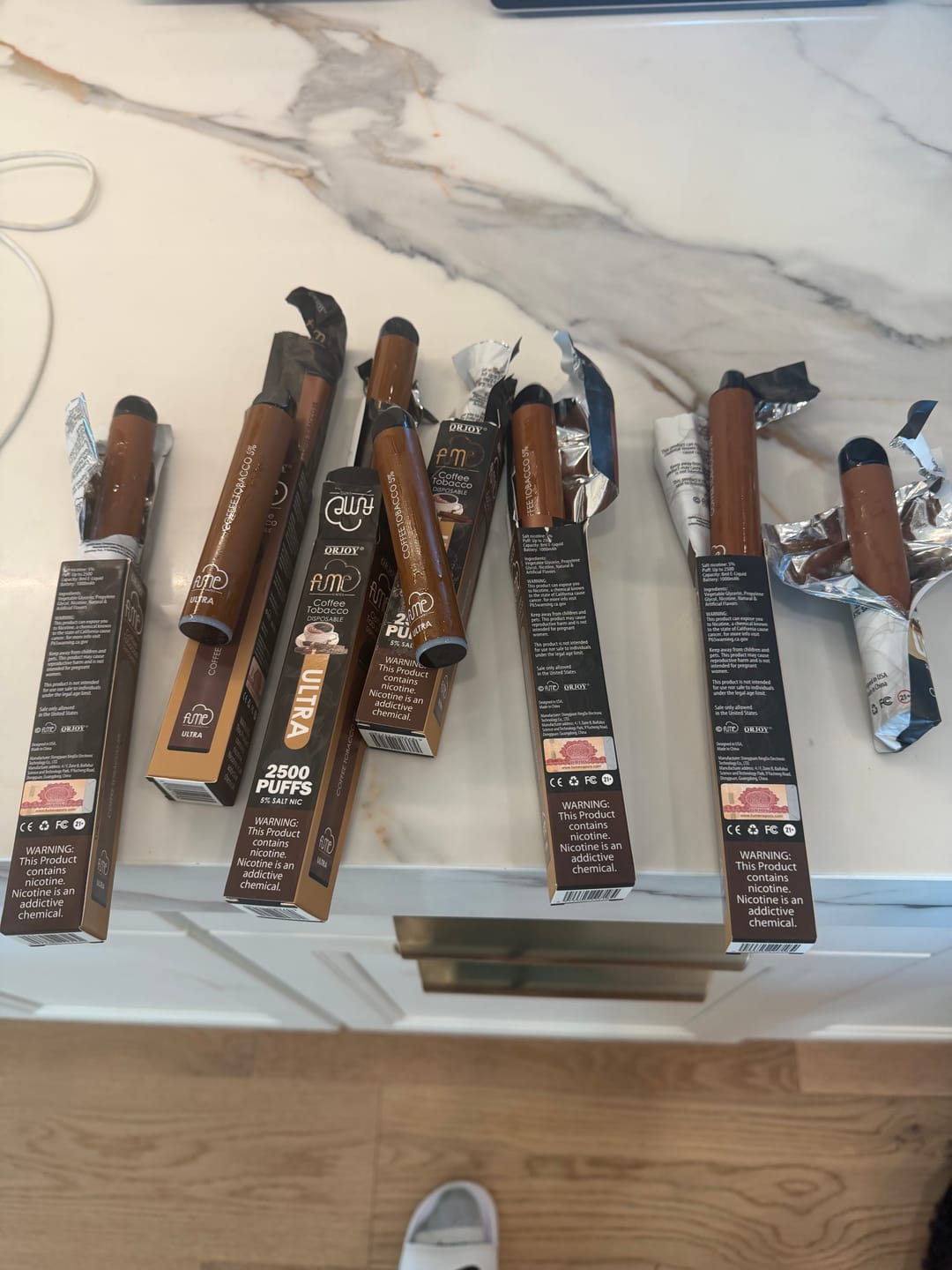 Customer photo review of Fume Ultra 2500 Puffs