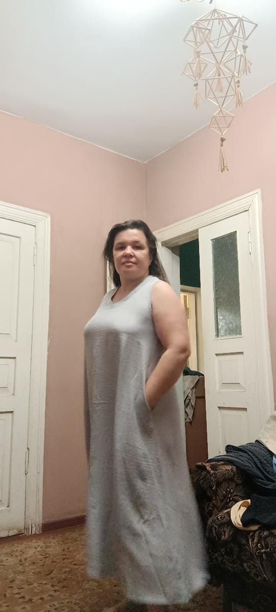 Customer photo review of Robe Longue Fluide à Col V