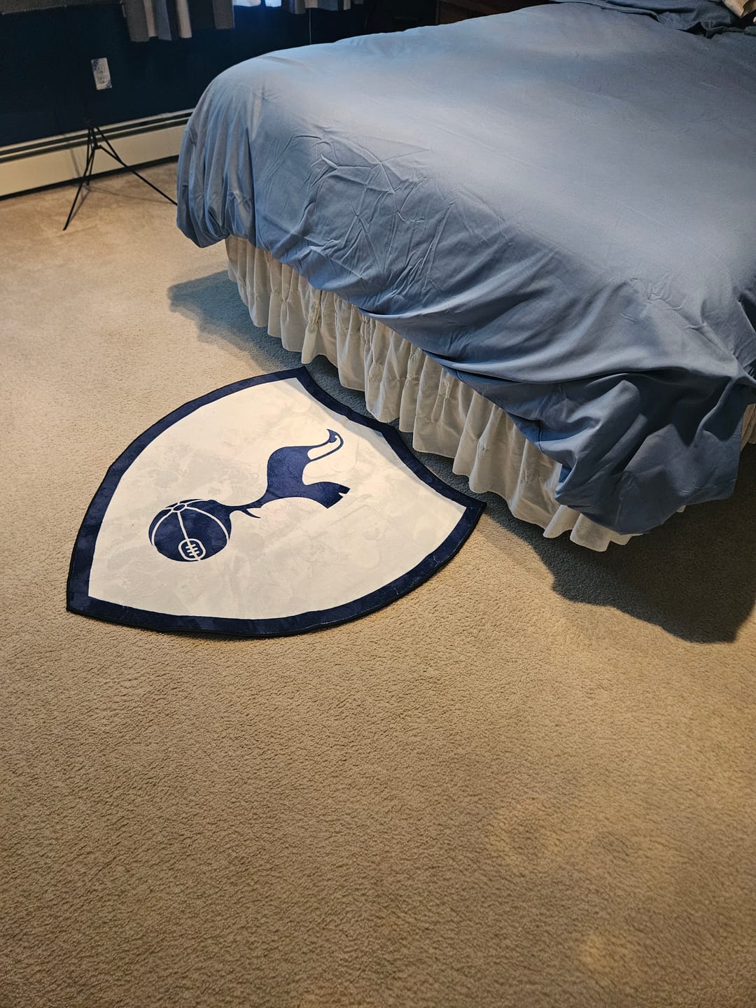 Customer photo review of Tottenham Hotspur FC® Logo Rug