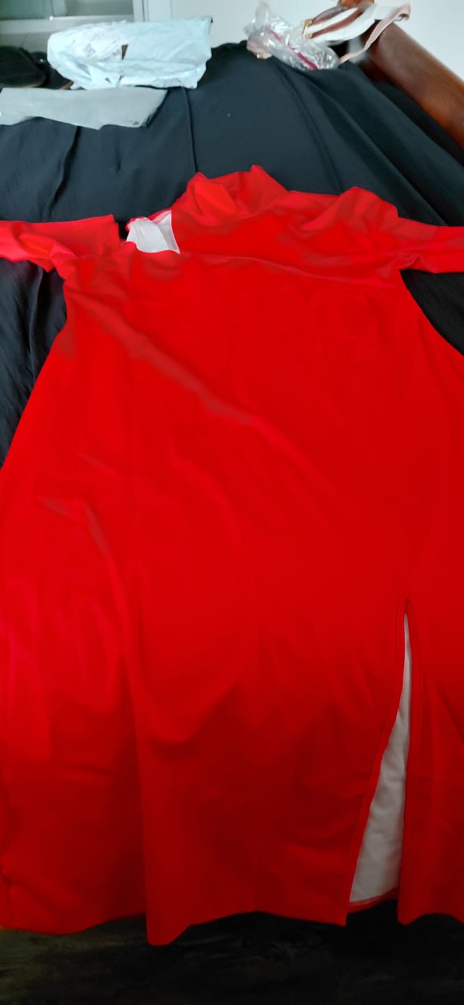 Customer photo review of Off-the-shoulder High-neck Slim-fit Solid Color Dress Party Dress