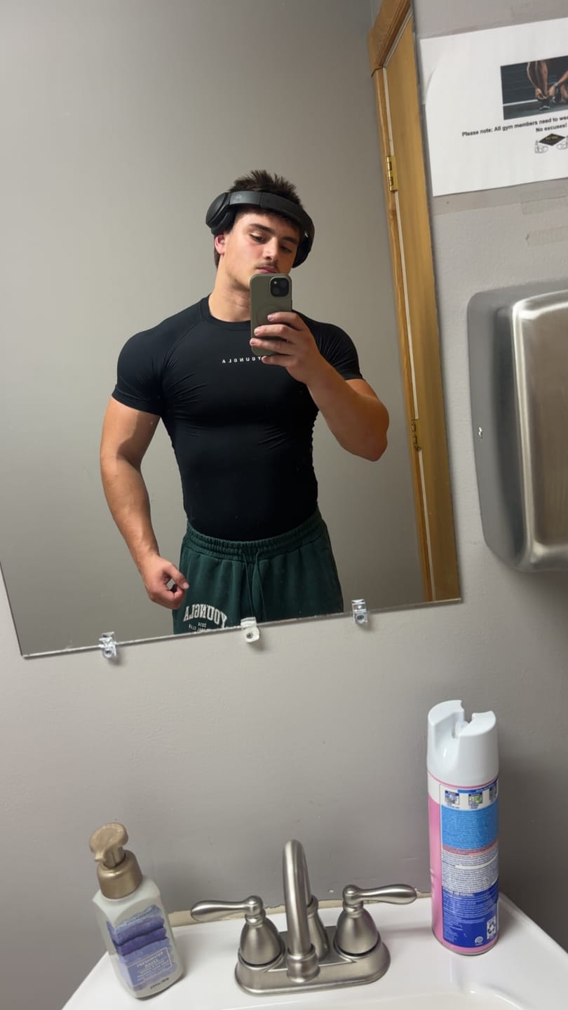 Customer photo review of 4193 - Classic Compression Tees