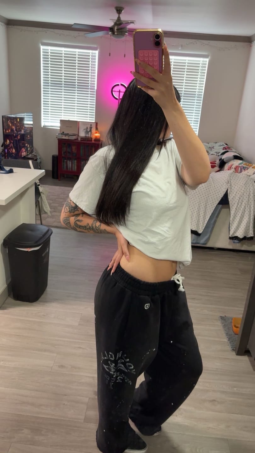 Customer photo review of 2003 - Golden Era Joggers
