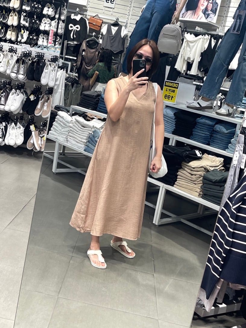 Customer photo review of Robe Longue Fluide à Col V
